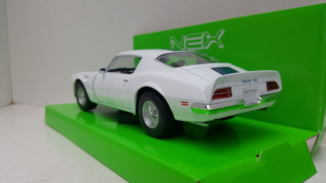 Welly: Pontiac Firebird Trans Am Wit 1972 - Schaal 1:24