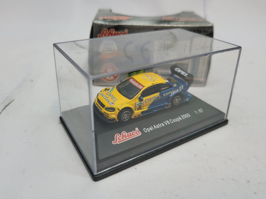 Opel Astra V8 Coupé Geel/Blauw 2003 Jeroen Bleekemolen - Schuco 1:87