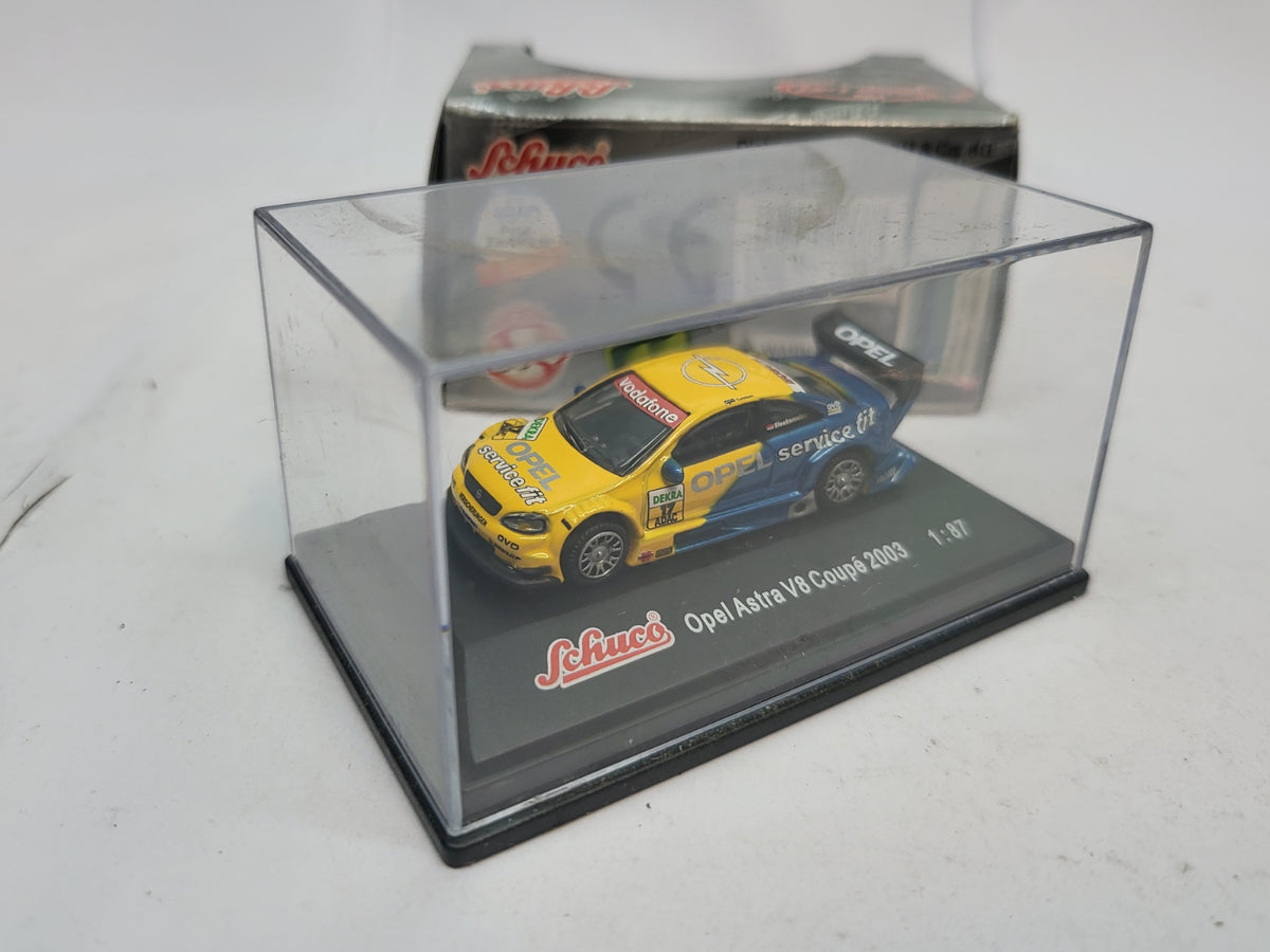 Opel Astra V8 Coupé Geel/Blauw 2003 Jeroen Bleekemolen - Schuco 1:87