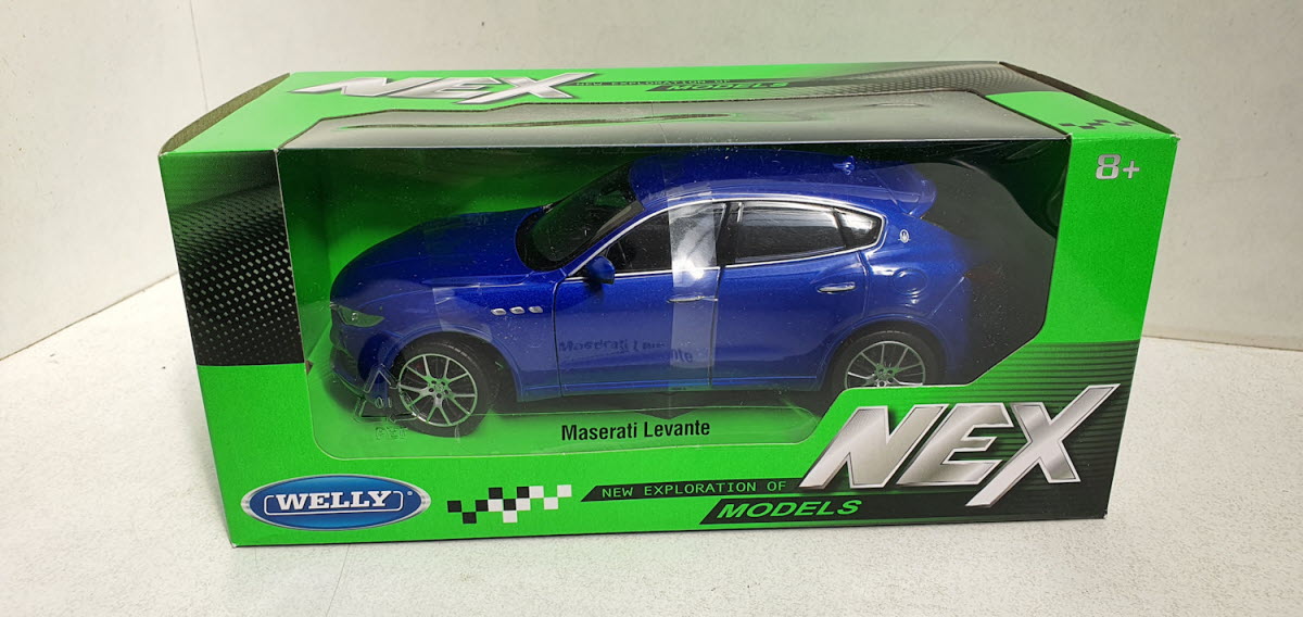 Maserati Levante Blauw - Welly 1:24