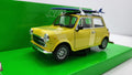 Welly: Mini Cooper 1300 Geel met Surfplank 1974 - Schaal 1:24