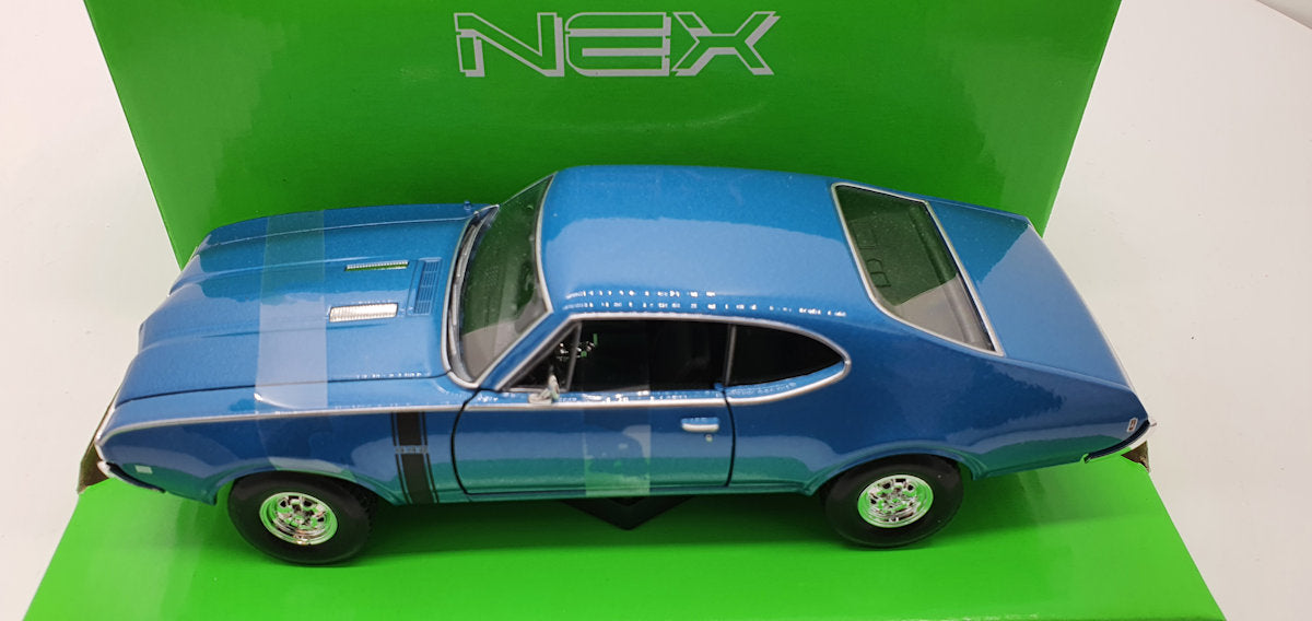 Welly: Oldsmobile 442 Blauw 1968 - Schaal 1:24