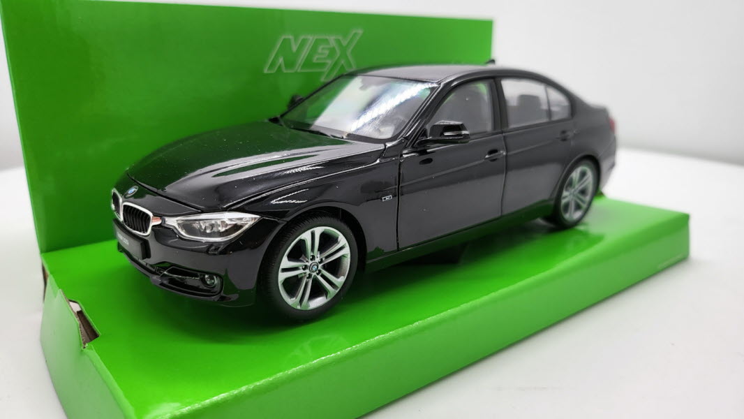 Welly BMW 335i (F30) Sedan Zwart 1:24
