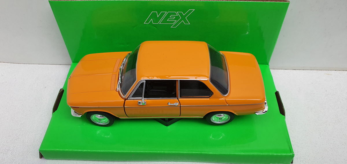 Welly: BMW 2002Ti Oranje 1:24