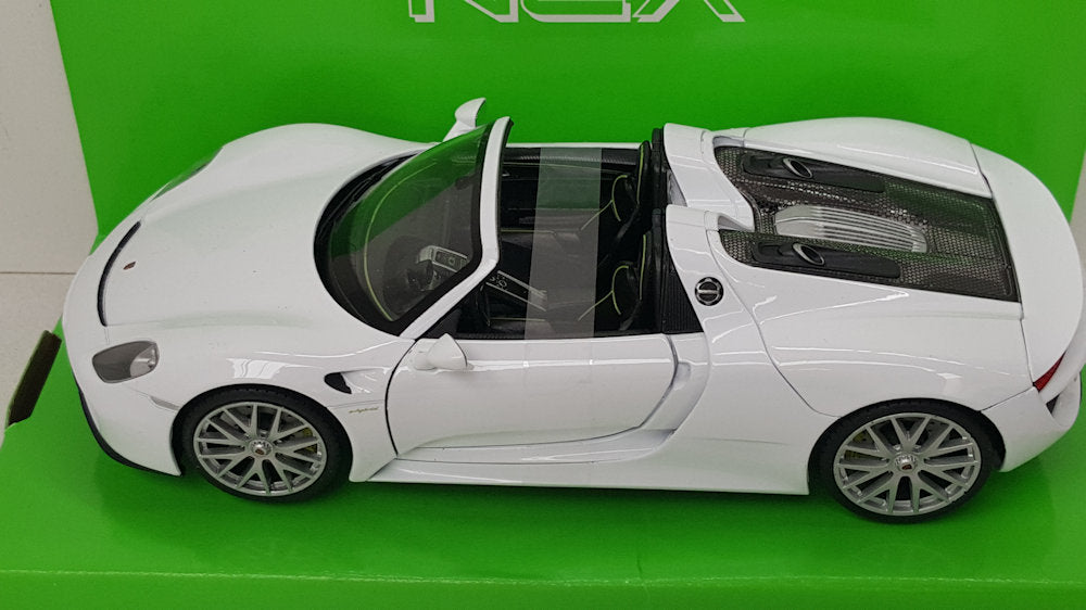Porsche 918 Spyder, White 2014