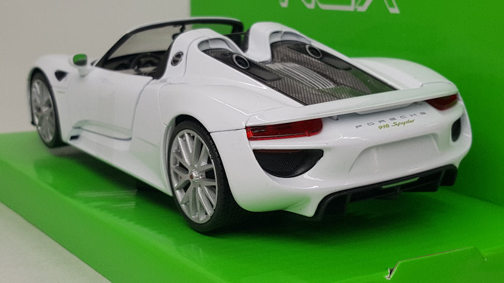 Porsche 918 Spyder, White 2014