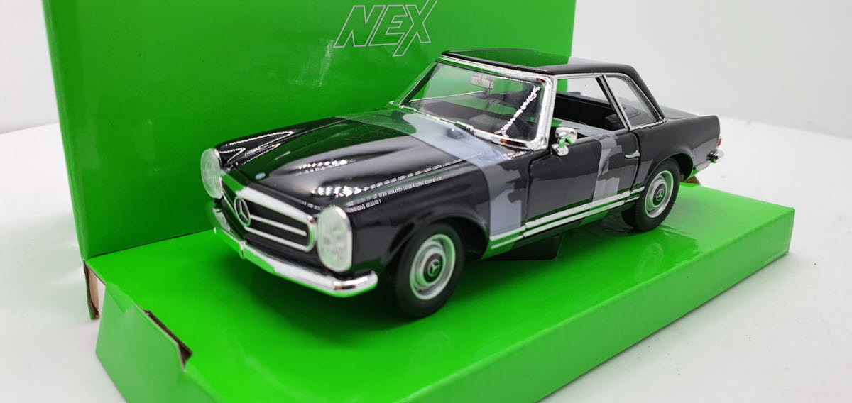 Welly: Mercedes-Benz 230 SL W113 Zwart 1963 - Schaal 1:24