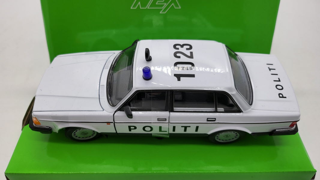 Welly: Volvo 240 GL Politie Denemarken - Schaal 1:24