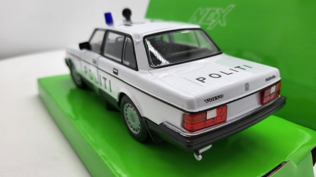 Welly: Volvo 240 GL Politie Denemarken - Schaal 1:24