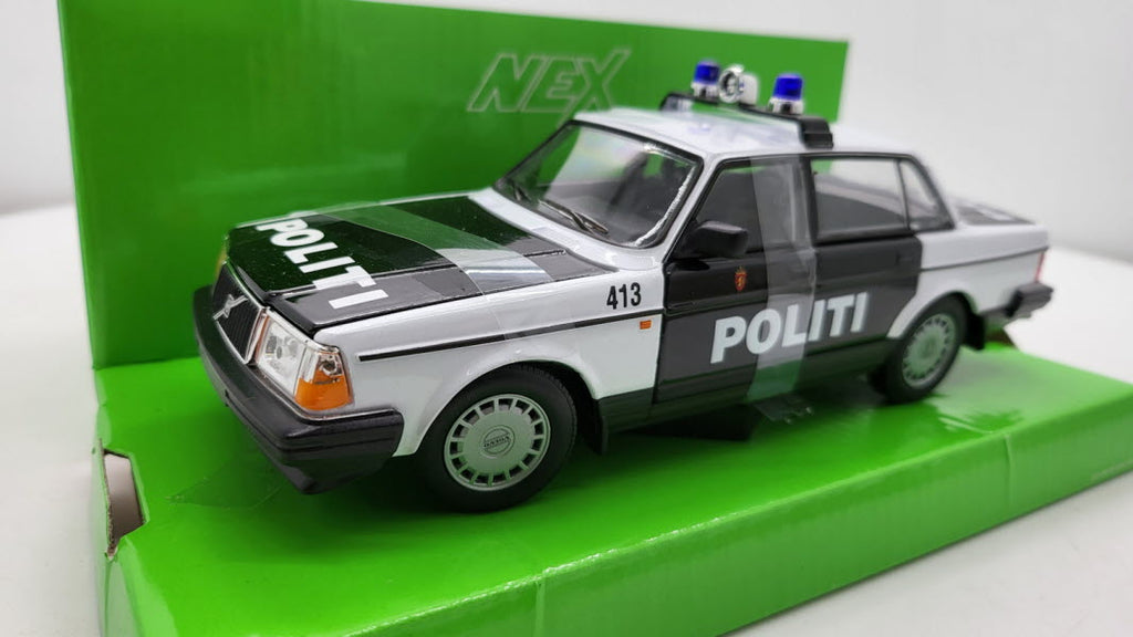 Welly: Volvo 240 GL Politie Noorwegen - Schaal 1:24