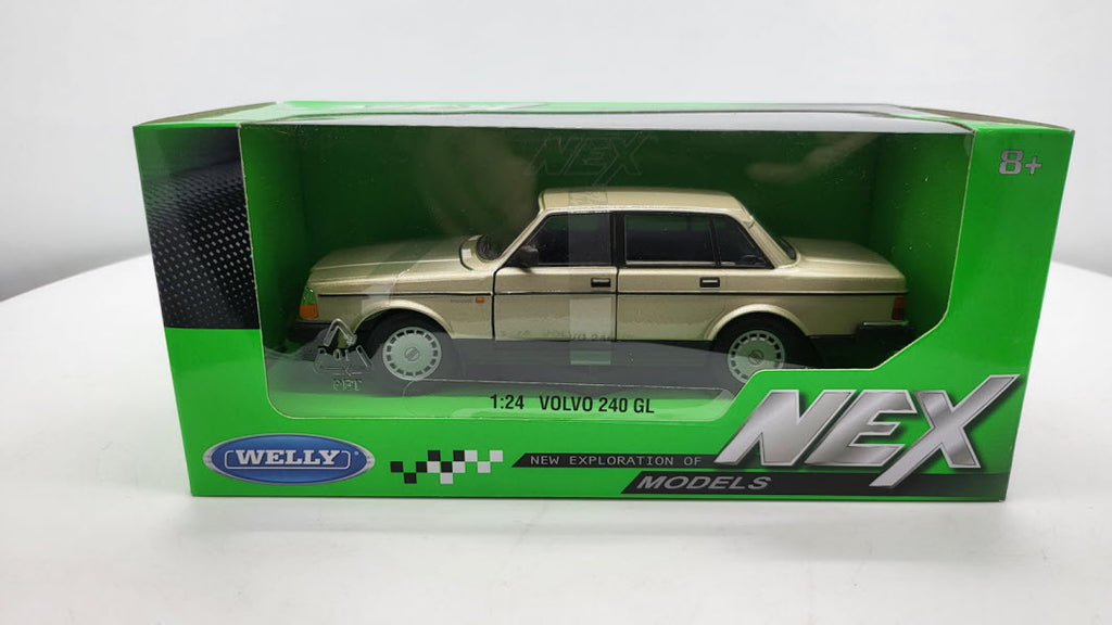 Welly: Volvo 240 GL Goud metallic - Schaal 1:24