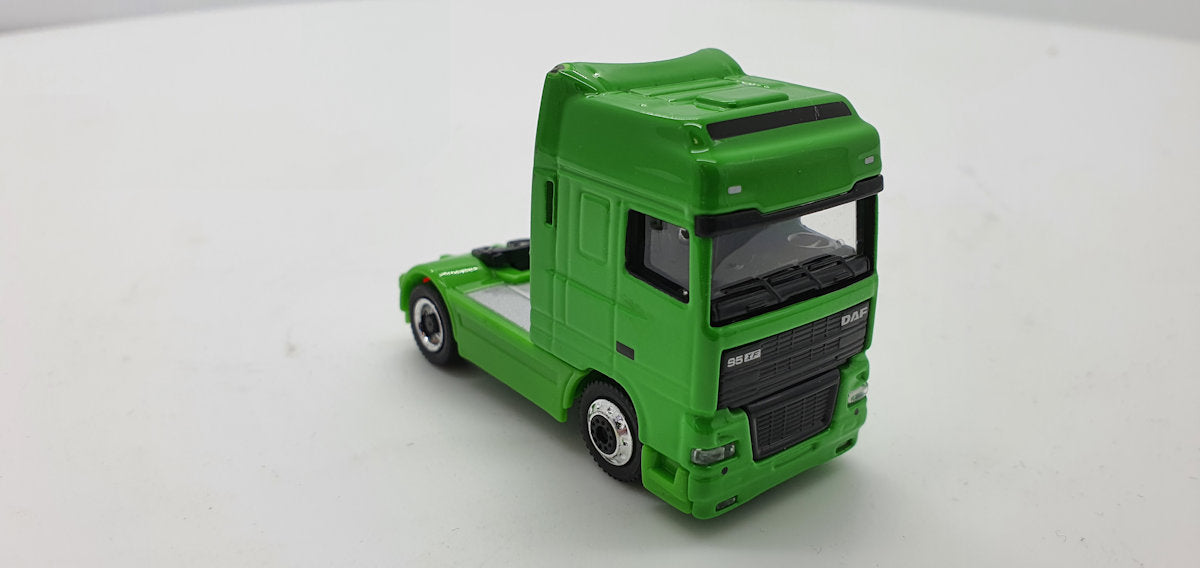 DAF 95 XF Trekker Groen - Schuco 1:87