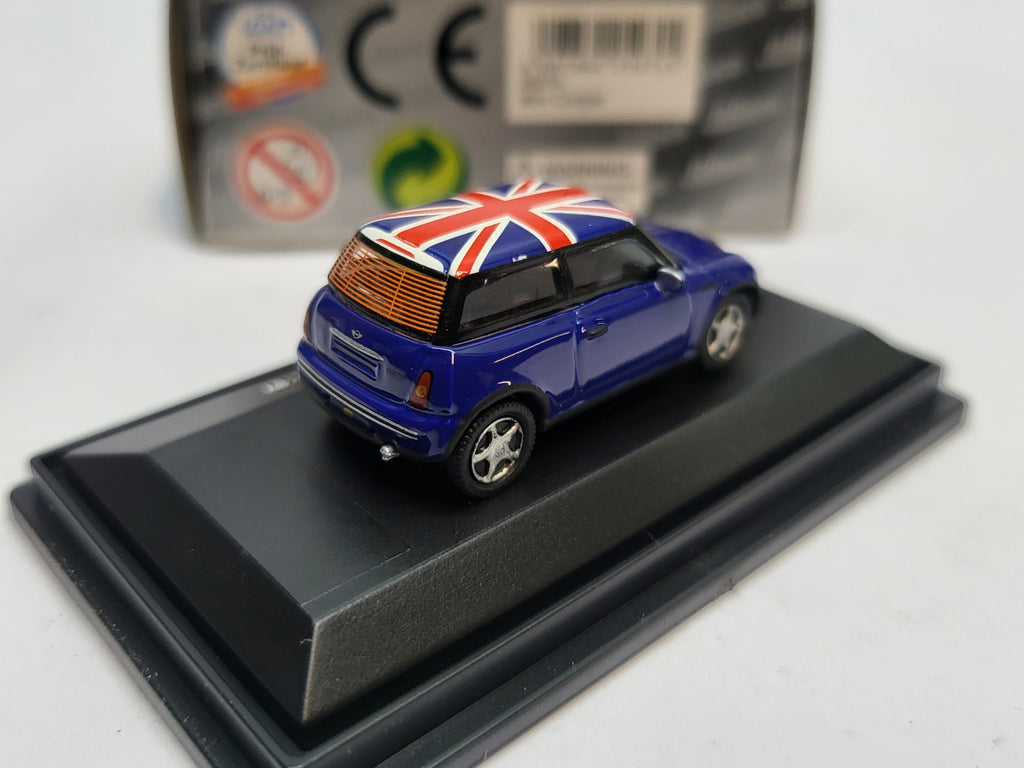 Mini Cooper Union Jack Blauw - Schuco 1:87