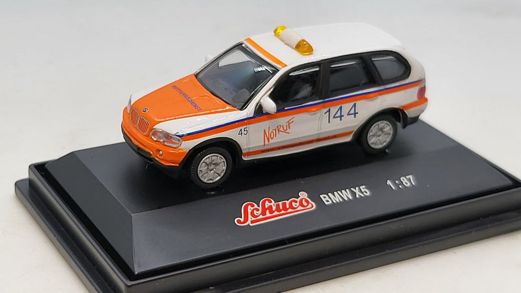 BMW X5 NotRuf 144 - Schuco 1:87