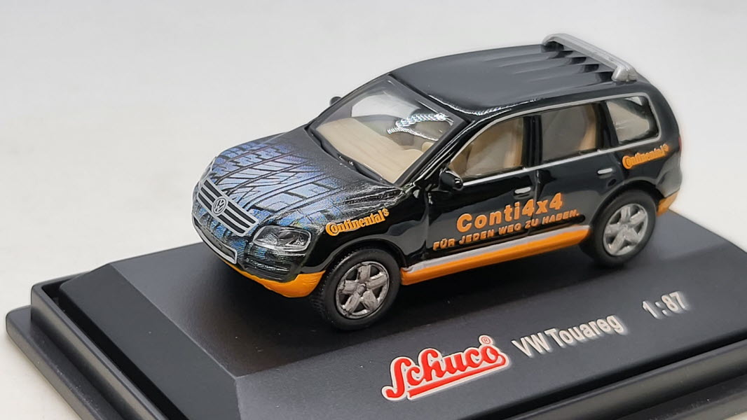 Volkswagen Touareg Continental Zwart - Schuco 1:87