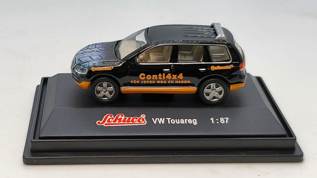 Volkswagen Touareg Continental Zwart - Schuco 1:87