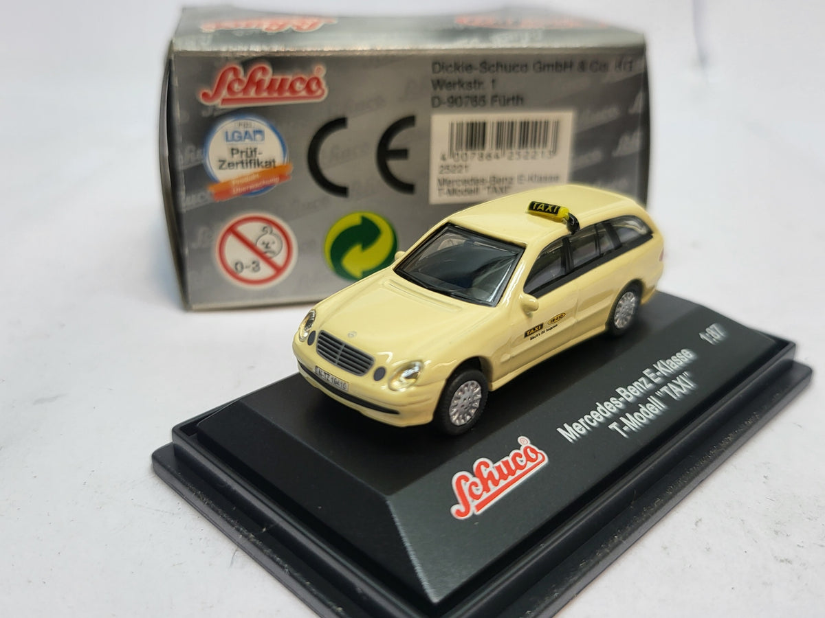 Mercedes-Benz E-Klasse T-Modell Taxi Beige - Schuco 1:87