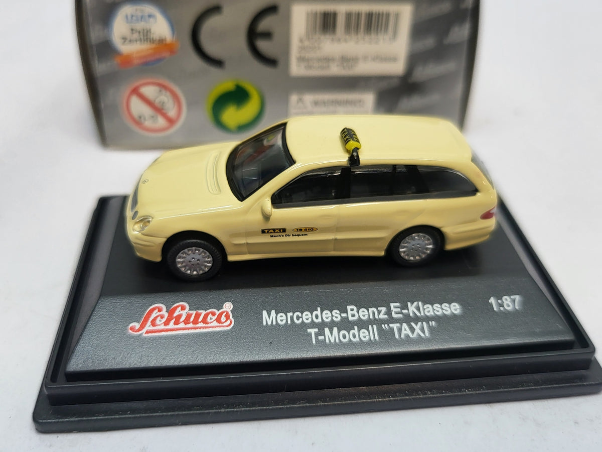 Mercedes-Benz E-Klasse T-Modell Taxi Beige - Schuco 1:87