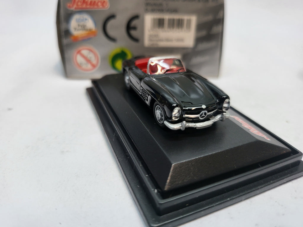 Mercedes-Benz 300SL Cabriolet Zwart/Rood - Schuco 1:87