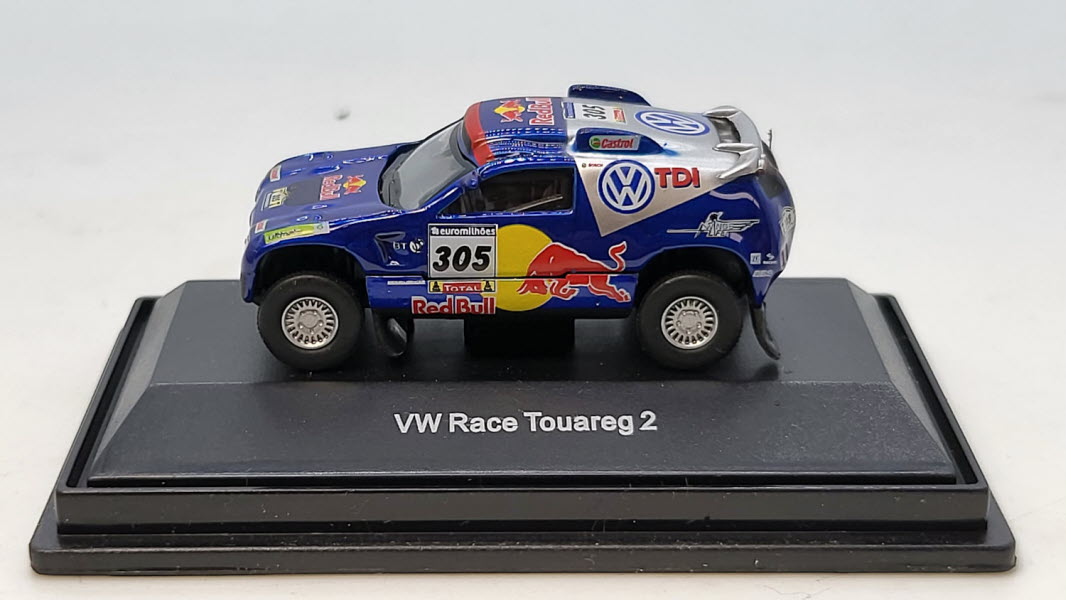 Volkswagen Touareg 2 Red Bull #305 Parijs-Dakar - Schuco 1:87
