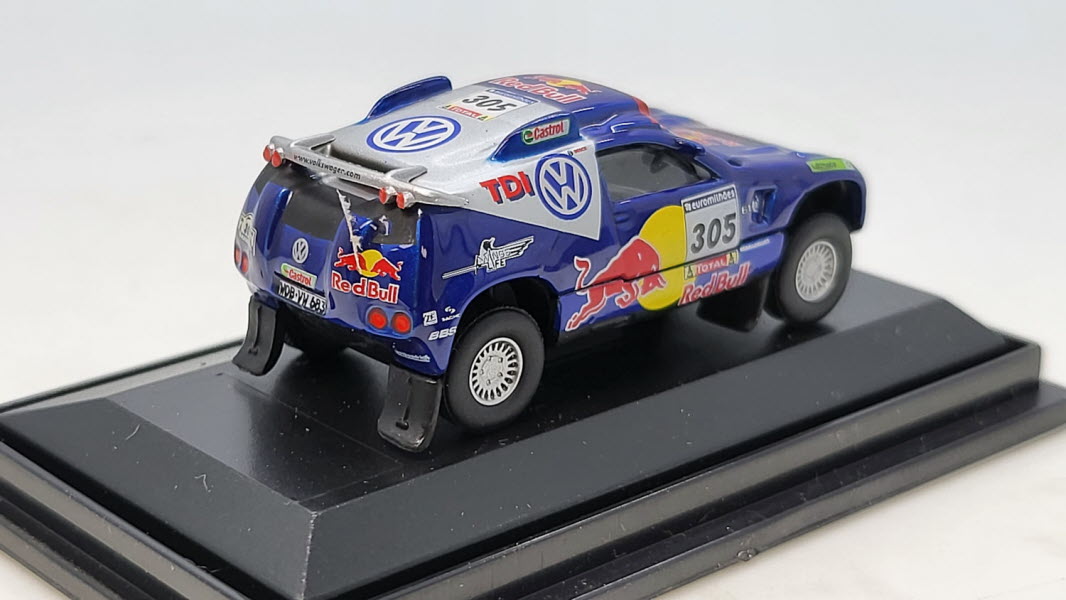 Volkswagen Touareg 2 Red Bull #305 Parijs-Dakar - Schuco 1:87