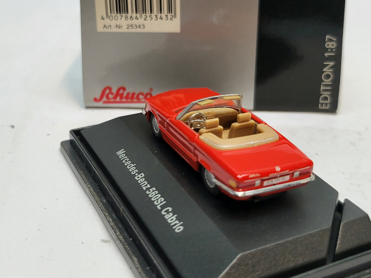 Mercedes-Benz 560SL Cabriolet Rood - Schuco 1:87