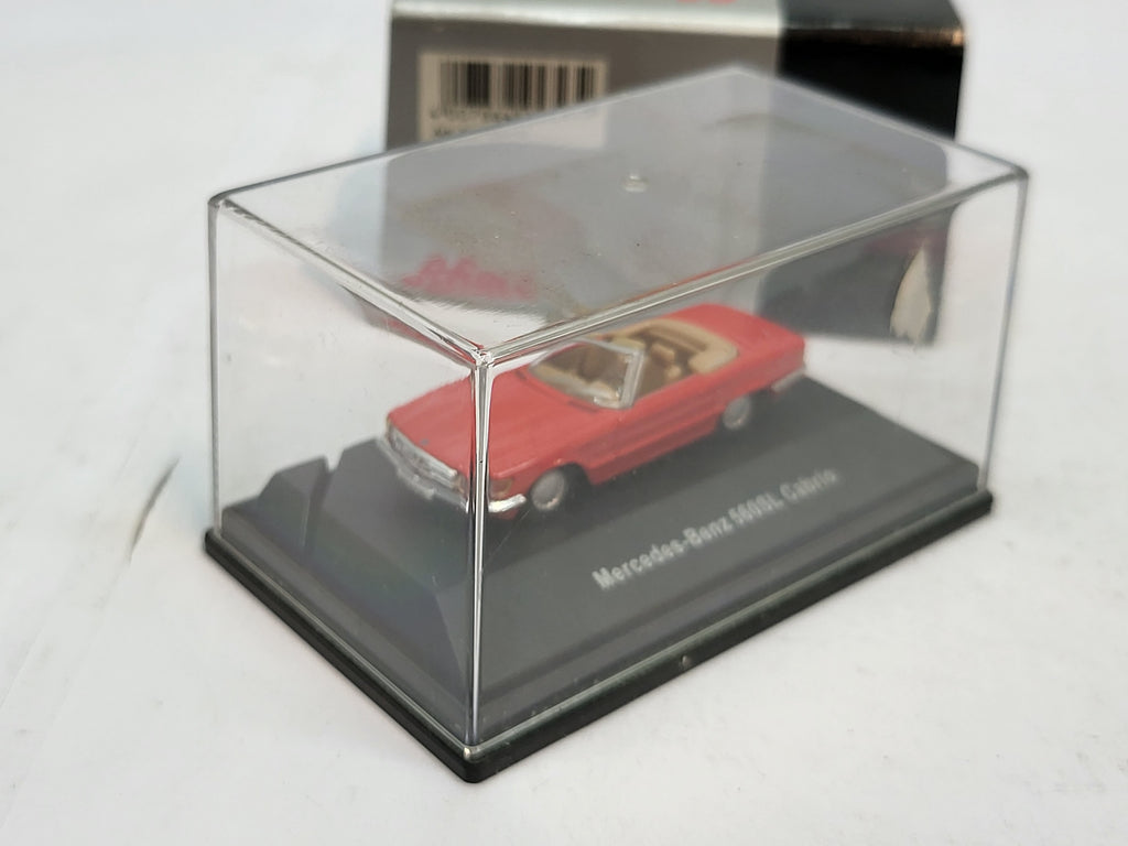Mercedes-Benz 560SL Cabriolet Rood - Schuco 1:87