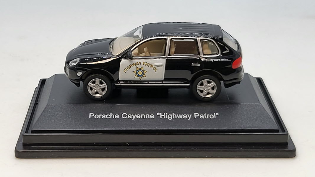 Porsche Cayenne Highway Patrol - Schuco 1:87