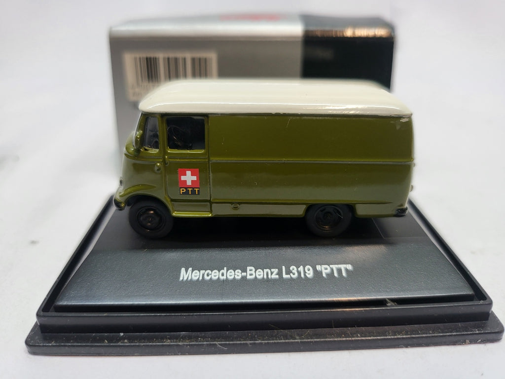 Mercedes-Benz L319 PTT Groen - Schuco 1:87