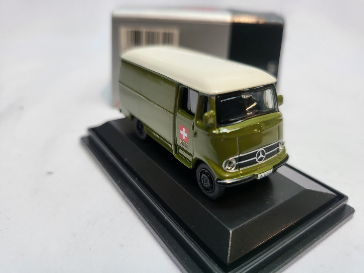 Mercedes-Benz L319 PTT Groen - Schuco 1:87