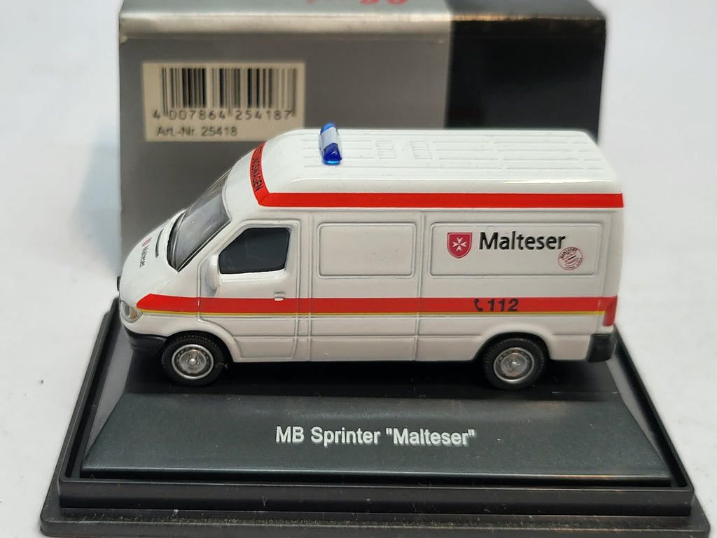 Mercedes Sprinter Malteser 112 - Schuco 1:87