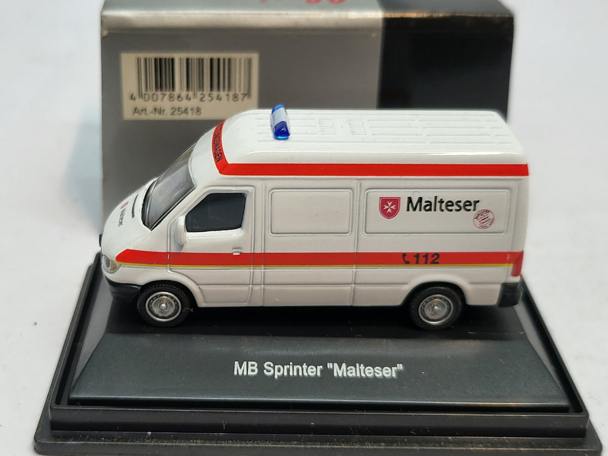 Mercedes Sprinter Malteser 112 - Schuco 1:87