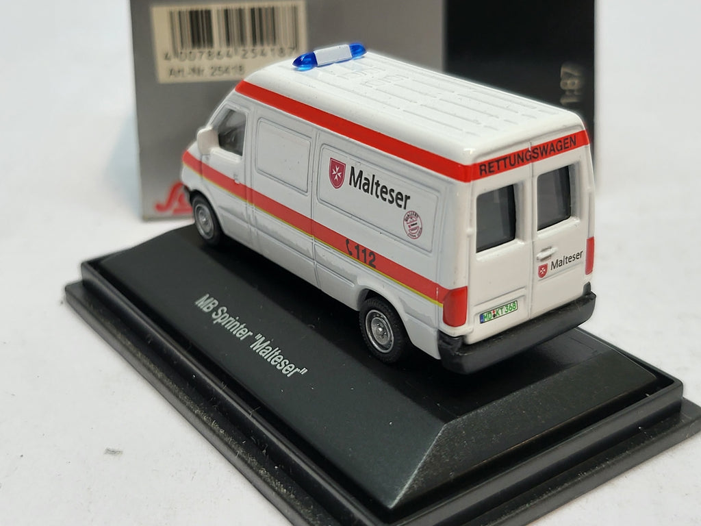 Mercedes Sprinter Malteser 112 - Schuco 1:87
