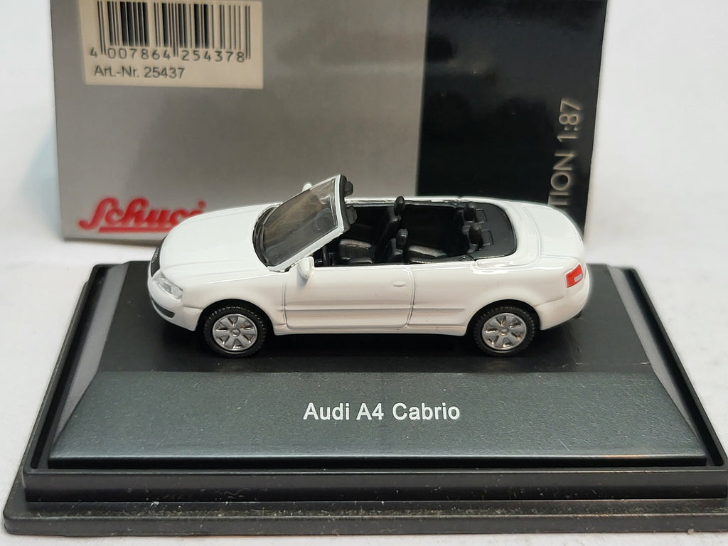 Audi A4 Cabriolet Wit - Schuco 1:87