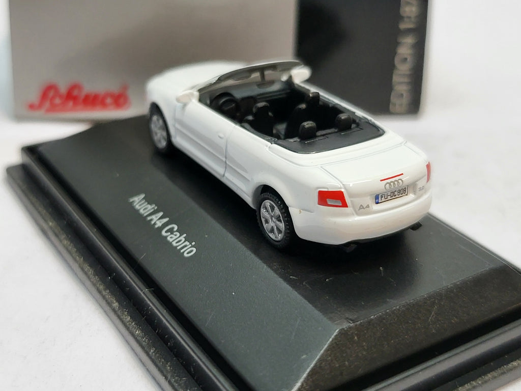 Audi A4 Cabriolet Wit - Schuco 1:87