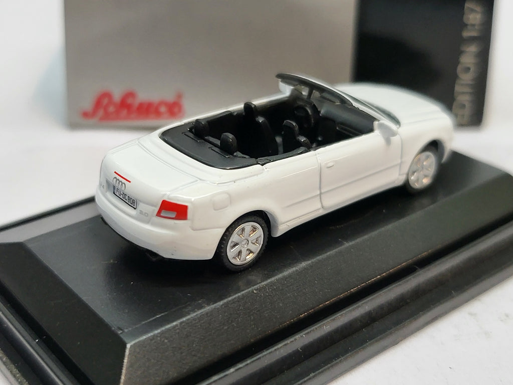 Audi A4 Cabriolet Wit - Schuco 1:87