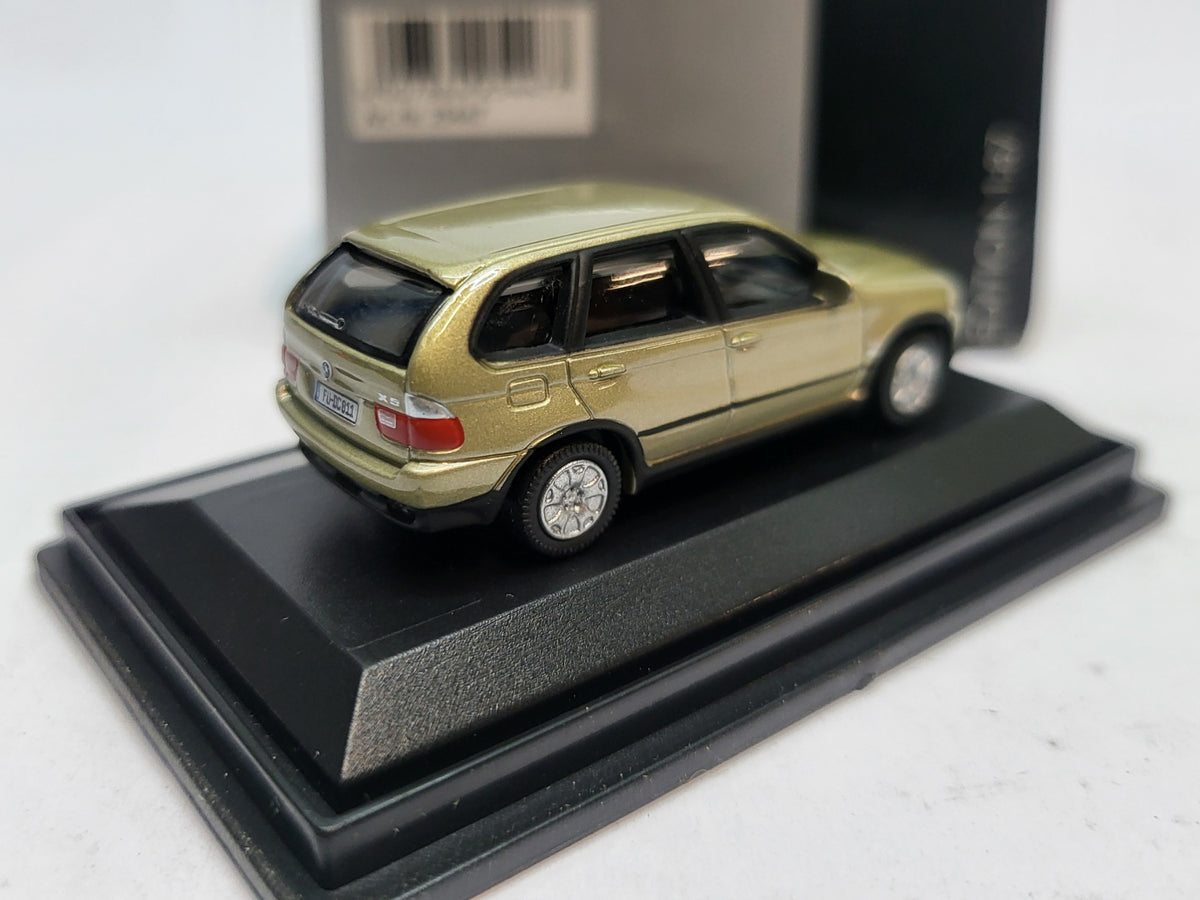 BMW X5 Beige Metallic 2002 - Schuco 1:87