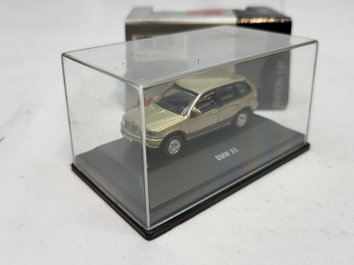 BMW X5 Beige Metallic 2002 - Schuco 1:87