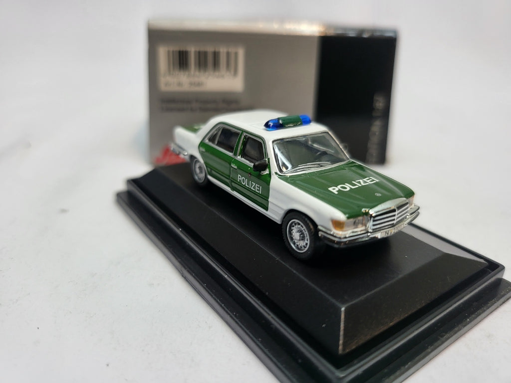 Mercedes-Benz S-Klasse Polizei Groen/Wit - Schuco 1:87