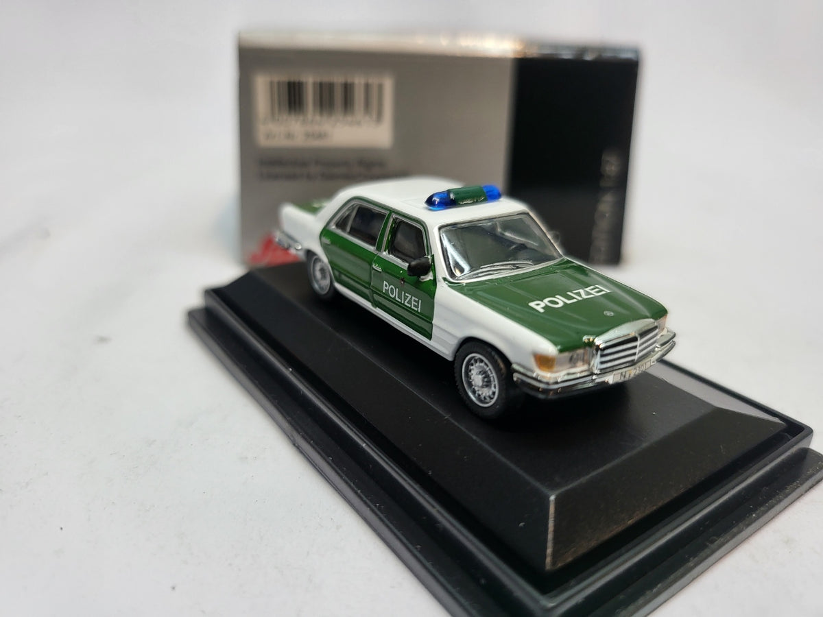 Mercedes-Benz S-Klasse Polizei Groen/Wit - Schuco 1:87