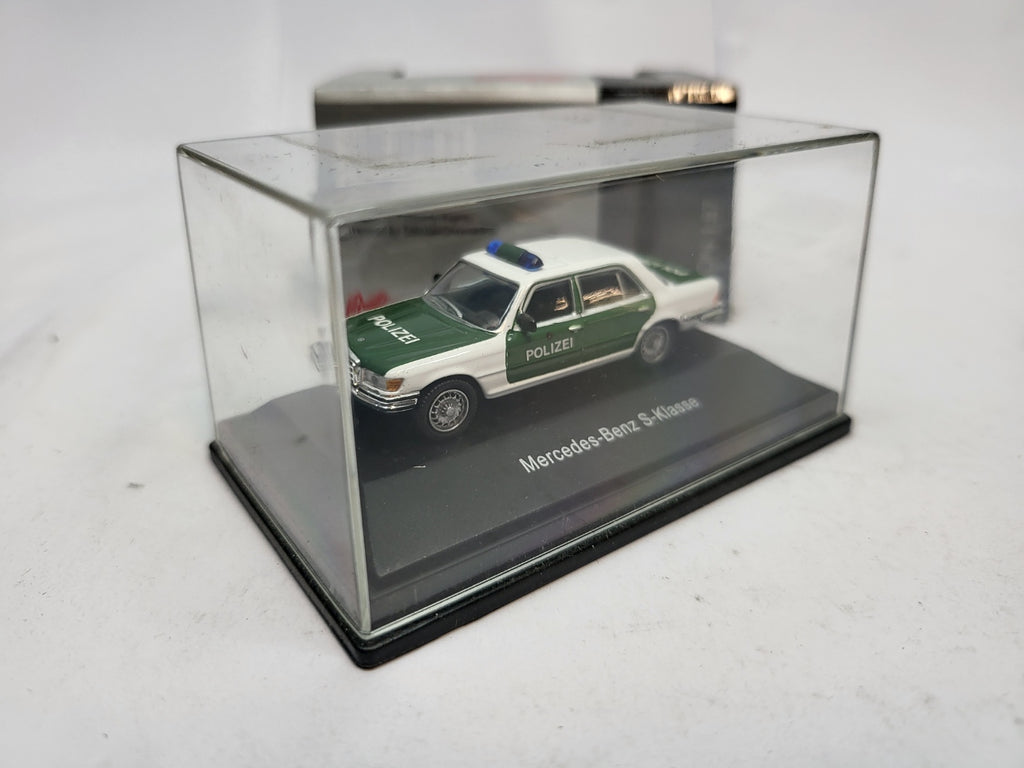 Mercedes-Benz S-Klasse Polizei Groen/Wit - Schuco 1:87