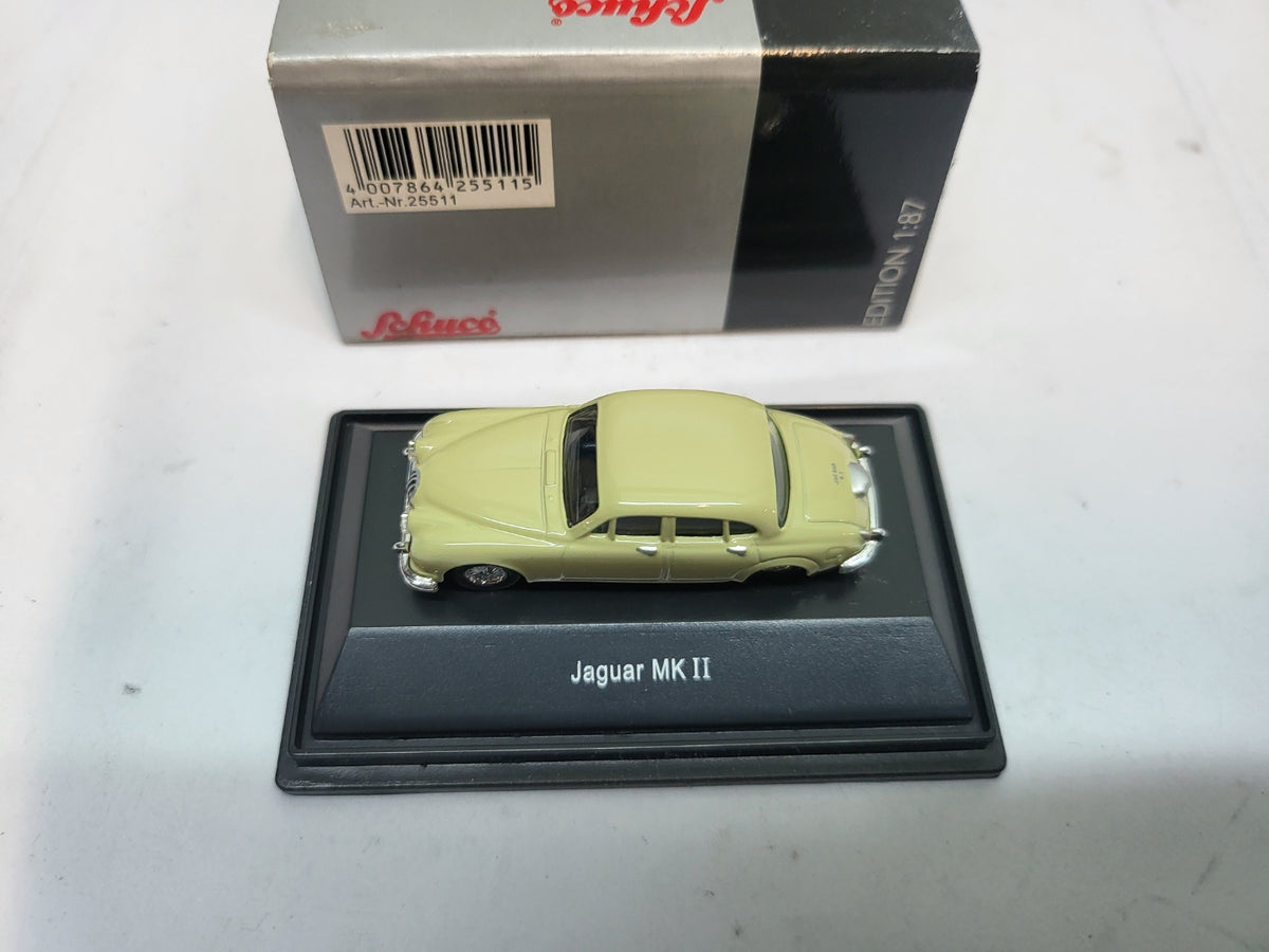 Jaguar MK II Beige - Schuco 1:87
