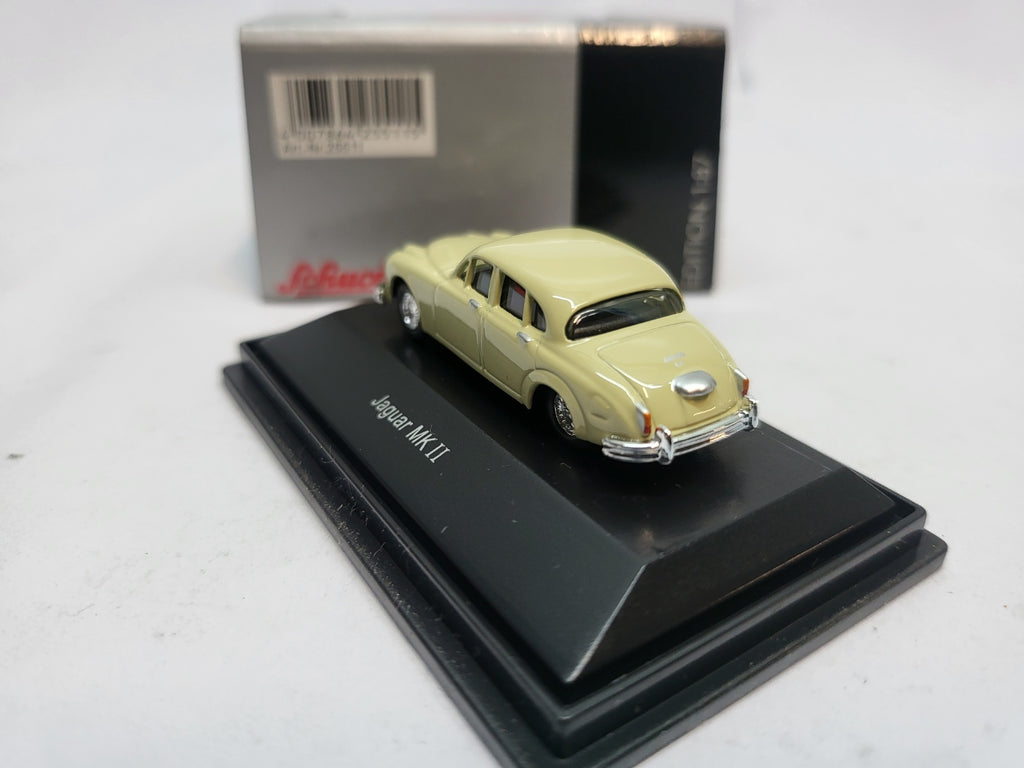 Jaguar MK II Beige - Schuco 1:87
