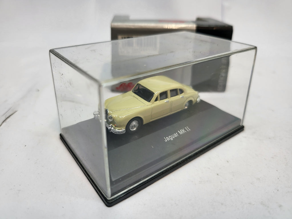 Jaguar MK II Beige - Schuco 1:87