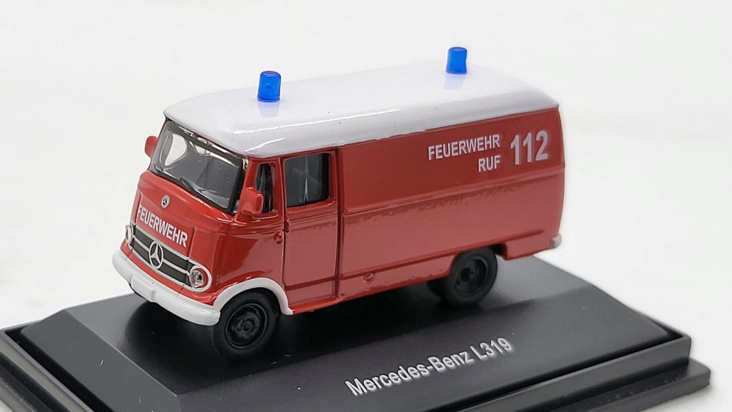 Mercedes-Benz L319 Feuerwehr Ruf 112 - Schuco 1:87