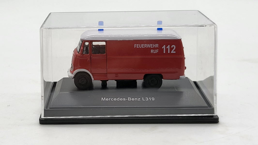 Mercedes-Benz L319 Feuerwehr Ruf 112 - Schuco 1:87