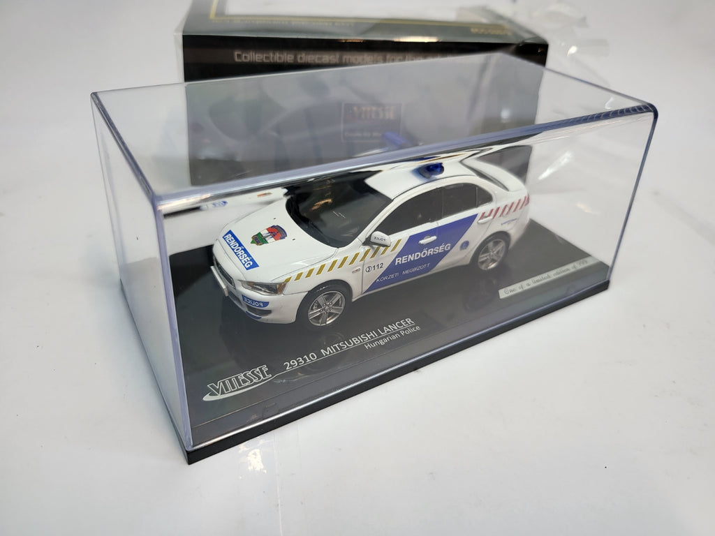 Vitesse Mitsubishi Lancer Hongarije Politie Wit/Blauw - Schaal 1:43