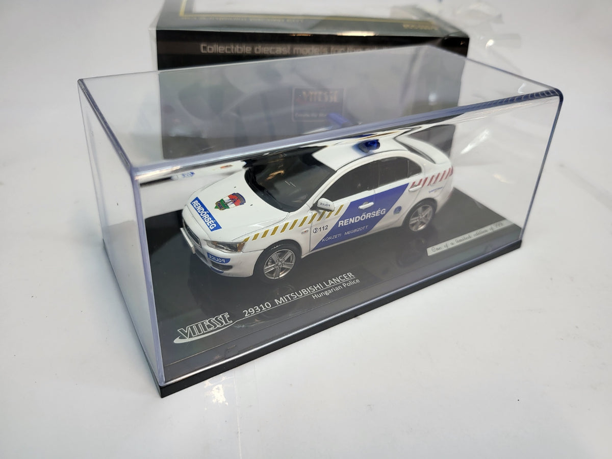 Vitesse Mitsubishi Lancer Hongarije Politie Wit/Blauw - Schaal 1:43