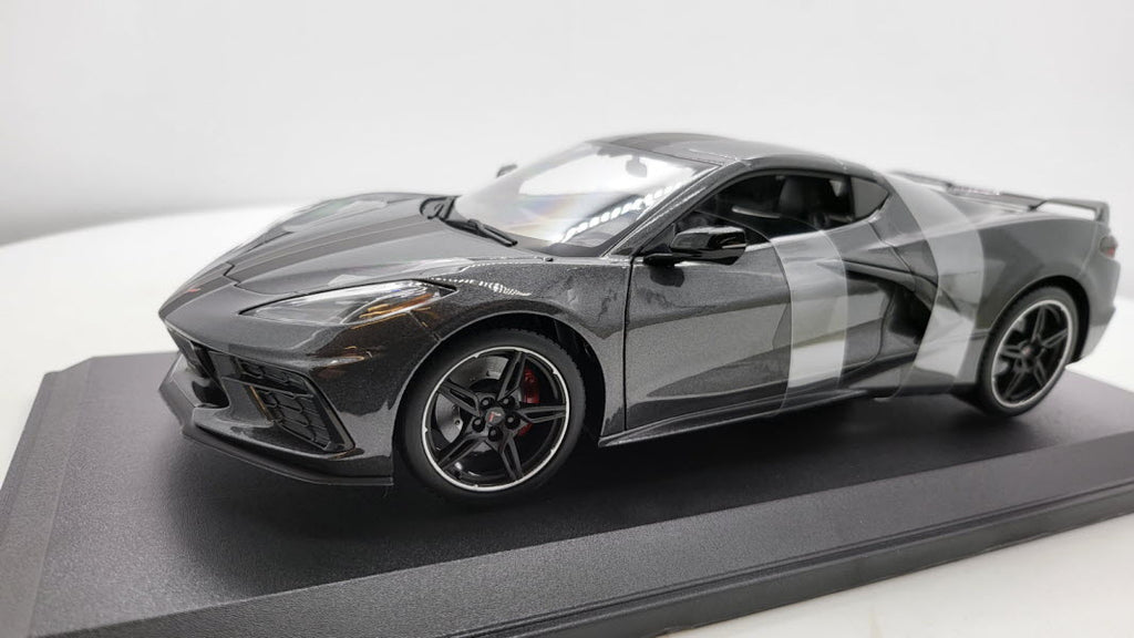 Maisto Chevrolet Corvette C8 Stingray Metallic Donkergrijs 2020 - Schaal 1:18