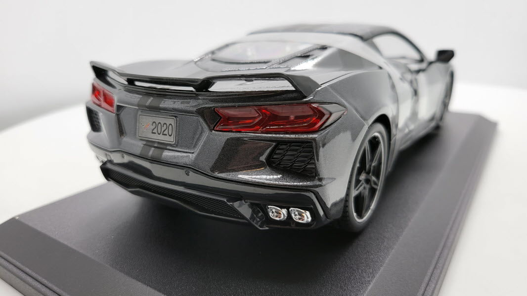 Maisto Chevrolet Corvette C8 Stingray Metallic Donkergrijs 2020 - Schaal 1:18